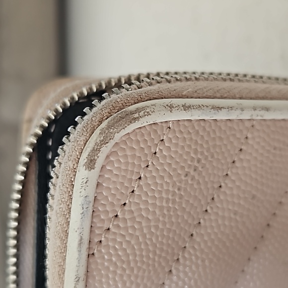 YSL Zippy Wallet - Picture 8 of 12